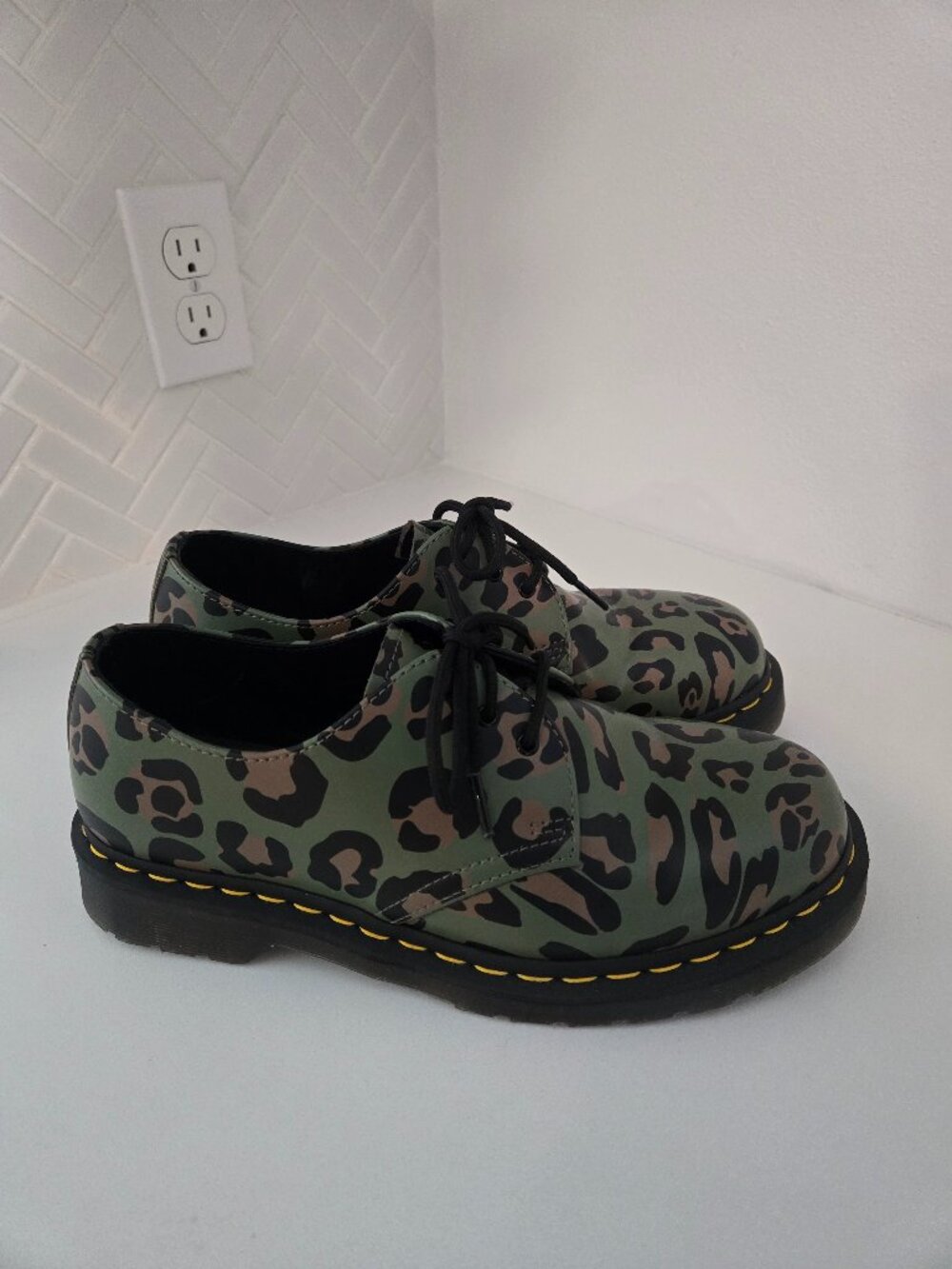 Dr. Martens 1461 Khaki Green Distorted Leopard Oxford Derby UK7 US8